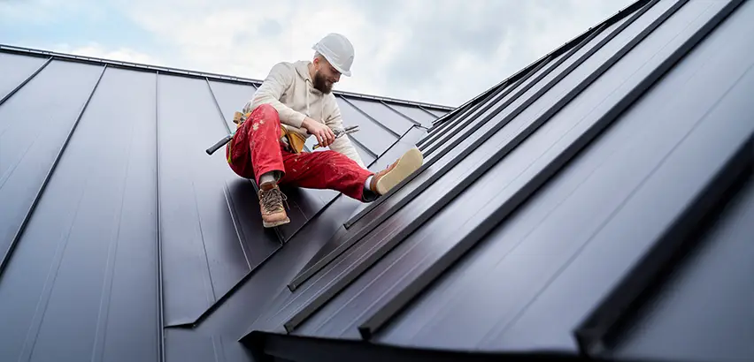Professional Roof Valley Installation Services in Lynnwood, WA