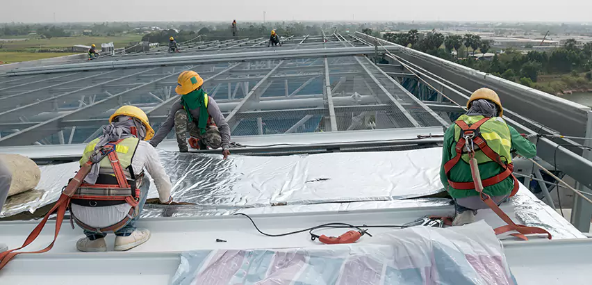 Professional Roof Waterproofing Services in Lynnwood, WA