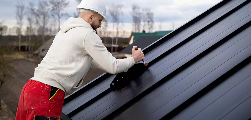 Tin Roof Ridge Cap Installation in Lynnwood
