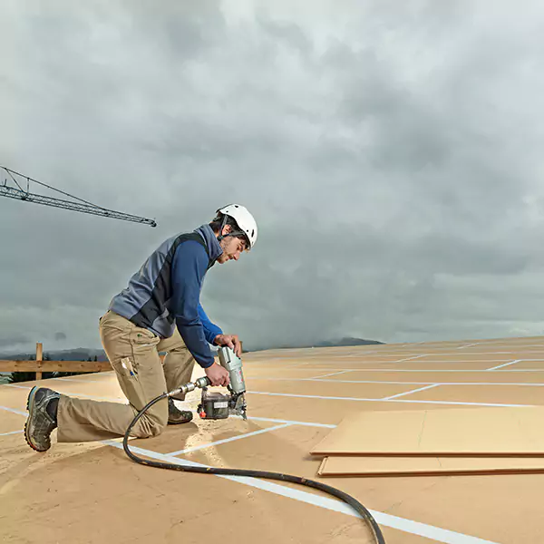 Why Lynnwood Business Owners Choose Lynnwood Roofing Contractor for Roof Replacement?