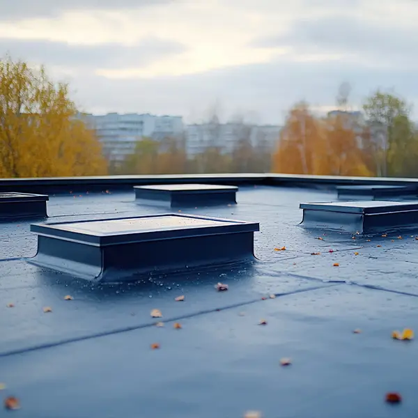Why Lynnwood, WA Property Owners Select Lynnwood Roofing Contractor for Flat Roof Replacement?