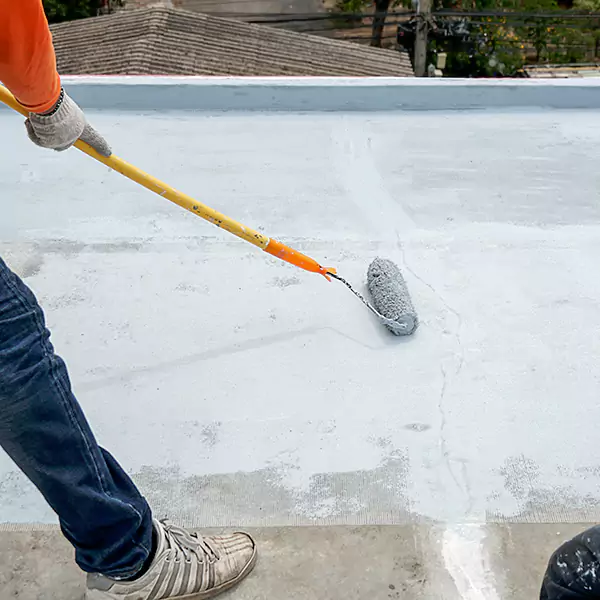 Why Lynnwood Property Owners Choose Lynnwood Roofing Contractor for Roof Coating?
