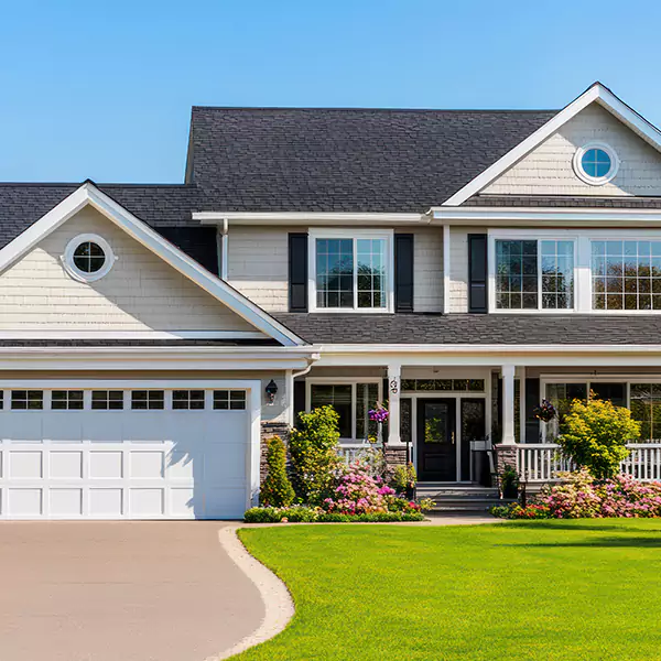 Why Lynnwood Homeowners Choose Lynnwood Roofing Contractor for Roofing and Siding?