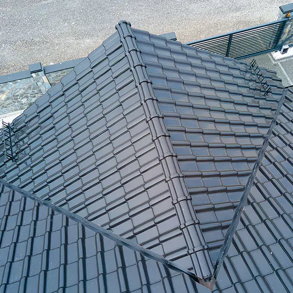 Why Lynnwood, WA Property Owners Depend on Lynnwood Roofing Contractor for Tile Roof Repair?